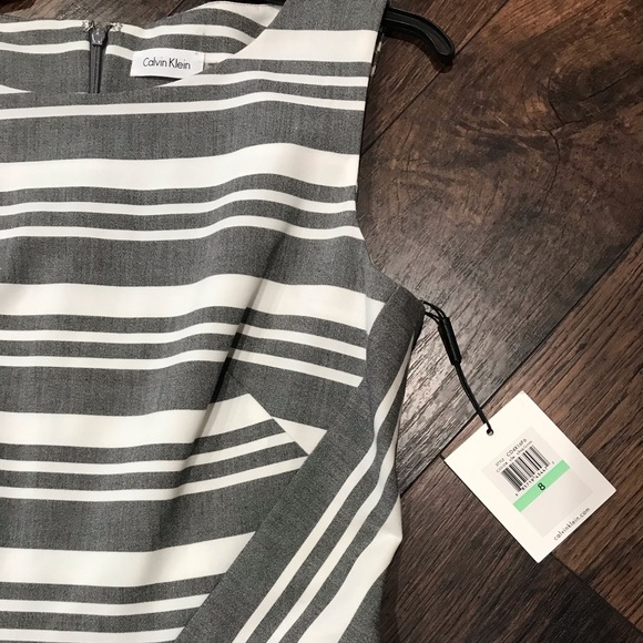 Calvin Klein Dresses & Skirts - 🎄 “NWT” Calvin Klein sleeveless dress